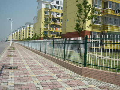 <a href='http://m.fvsm.cn' target='_blank'><u>鐵柵欄</u></a>