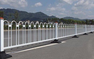 京式<a href='http://m.fvsm.cn' target='_blank'><u>護欄</u></a>