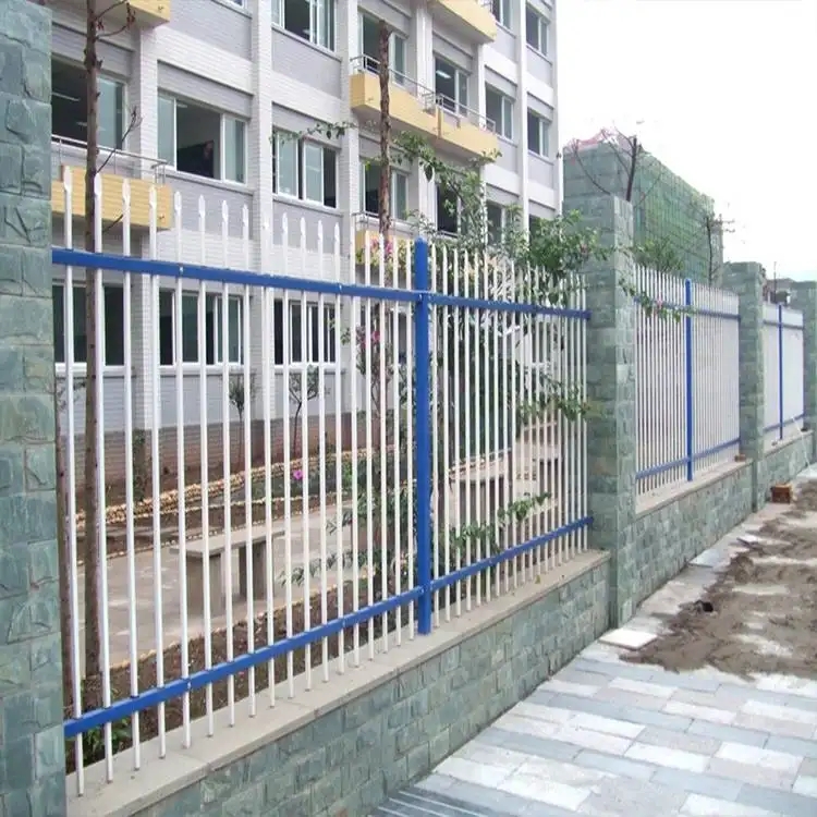 小區(qū)鋅鋼<a href='http://m.fvsm.cn' target='_blank'><u>護欄</u></a>